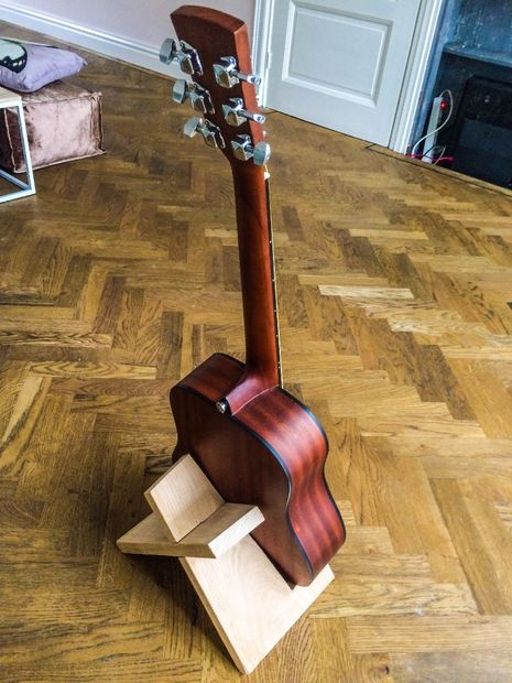 Simple Elegant Guitar Stand - BigDIYIdeas.com