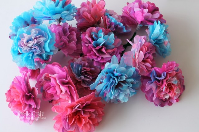 coffee filter flowers rosettes tutorial easy diy bouquet valentine's day mother's gift wreath coloring dying paper (1)