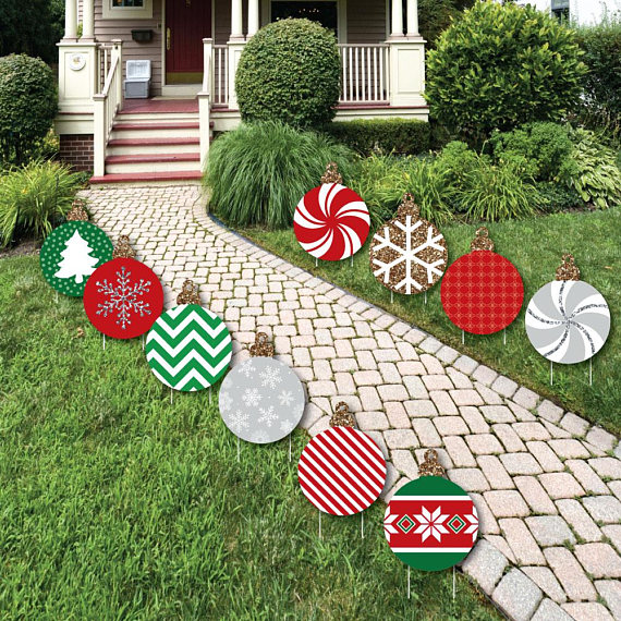 40 Festive DIY  Outdoor  Christmas Decorations 